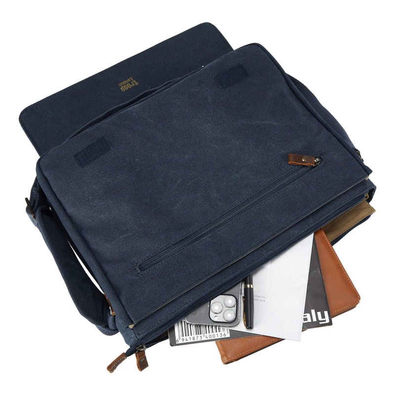 TRP0240 Troop London Classic Canvas Laptop Messenger Bag - 16.5 Diagonally