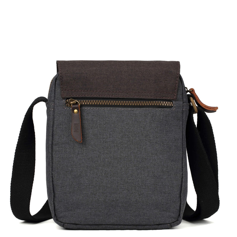 Troop London TRP0388 Urban crossbody bag with multiple compartments for men, including laptop and iPad storage, ideal for travel and daily use1